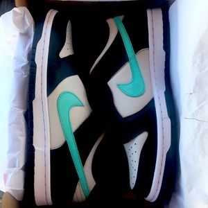 Nike dunk low light bone/ tropical twist